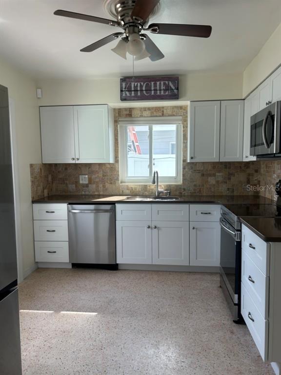 1424 COREY WAY S, SOUTH PASADENA, FL — photo 4 of 17