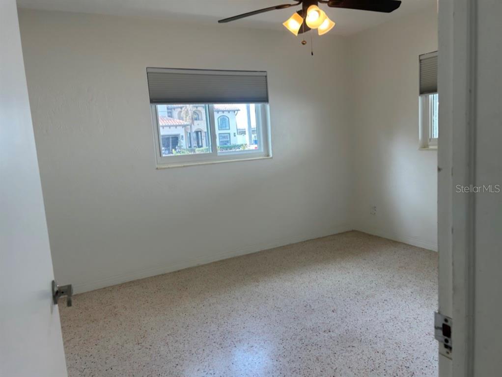 1424 COREY WAY S, SOUTH PASADENA, FL — photo 5 of 17
