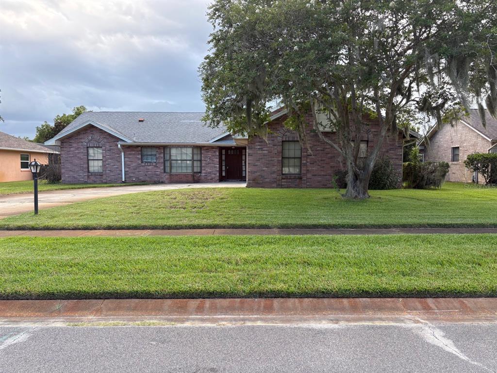 222 MEADOW LAKE DRIVE