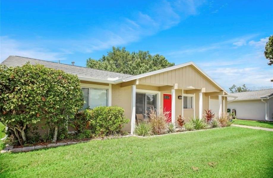 10526 LINGER LANE, ORLANDO, FL — photo 2 of 9