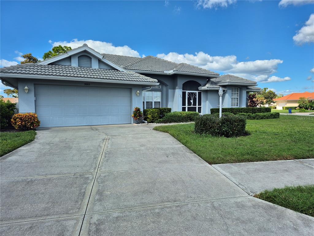 5065 WHITESTONE DRIVE, VENICE, FL — photo 2 of 2