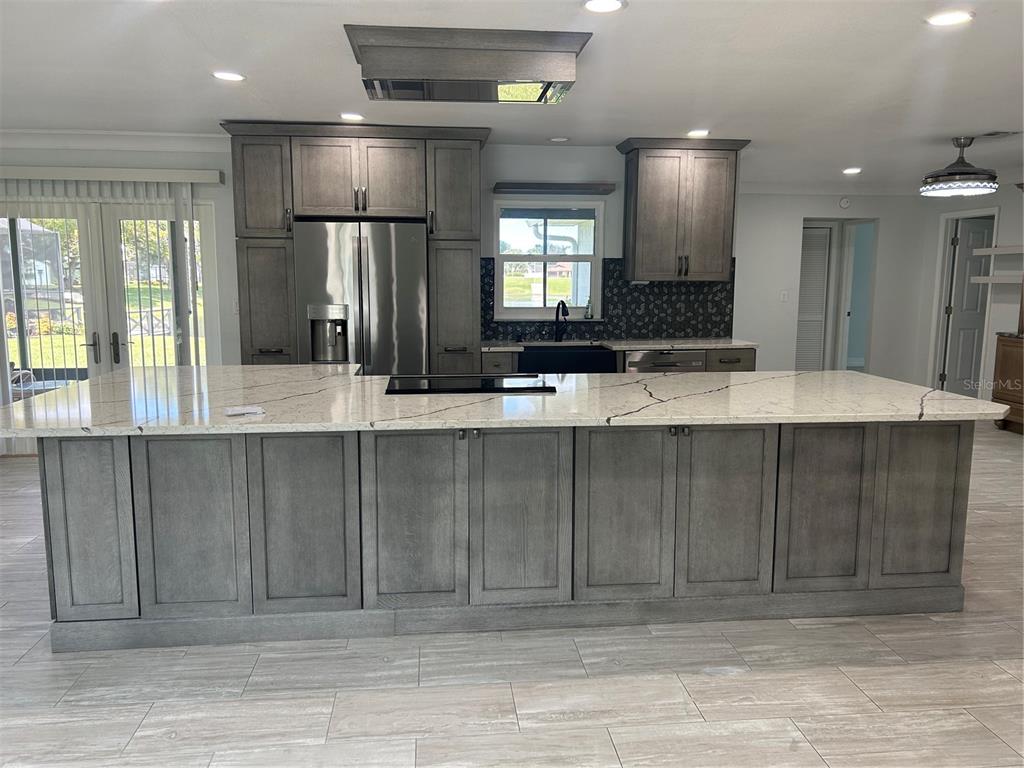 9019 LISMORE COURT, WEEKI WACHEE, FL — photo 2 of 15