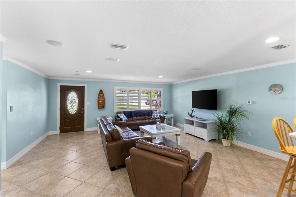 2287 CAROLYN DRIVE, DUNEDIN, FL — photo 4 of 30
