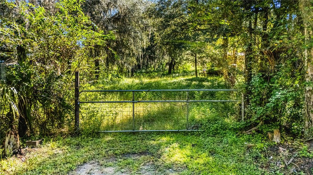 1707 KIMMIE KAY DRIVE, GENEVA, FL — photo 2 of 5