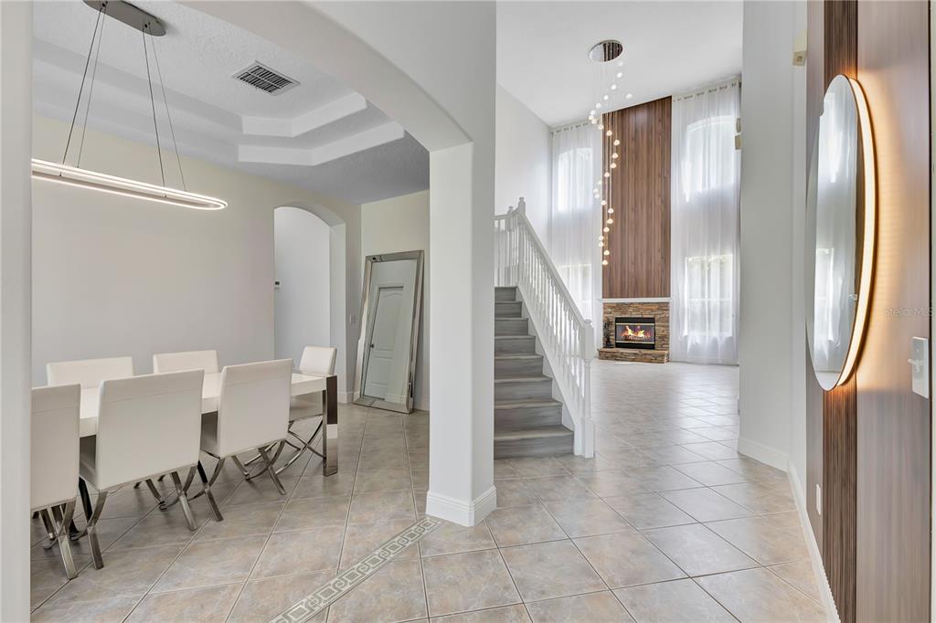 2165 THE OAKS BOULEVARD, KISSIMMEE, FL — photo 3 of 37