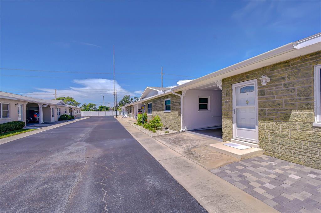 12400 PARK BOULEVARD UNIT 419, SEMINOLE, FL — photo 2 of 30