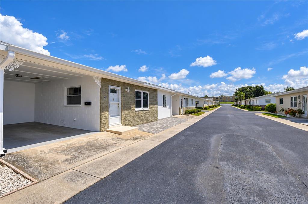 12400 PARK BOULEVARD UNIT 419, SEMINOLE, FL — photo 3 of 30