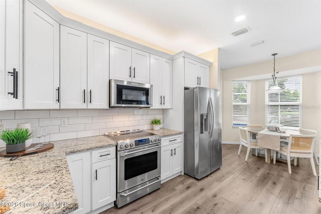 981 SHAW CIRCLE, MELBOURNE, FL — photo 4 of 30