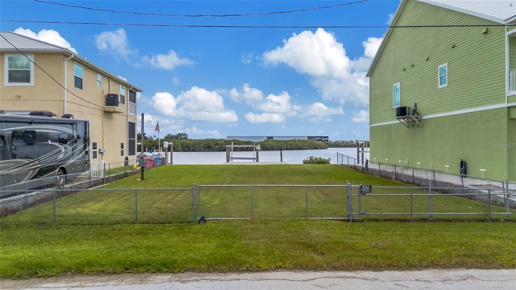 6522 SEAVIEW BOULEVARD, HUDSON, FL — photo 2 of 30