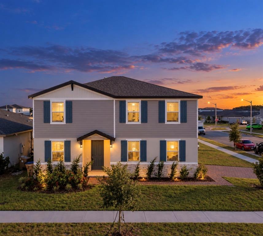 5252 SANDERS OAK TRAIL