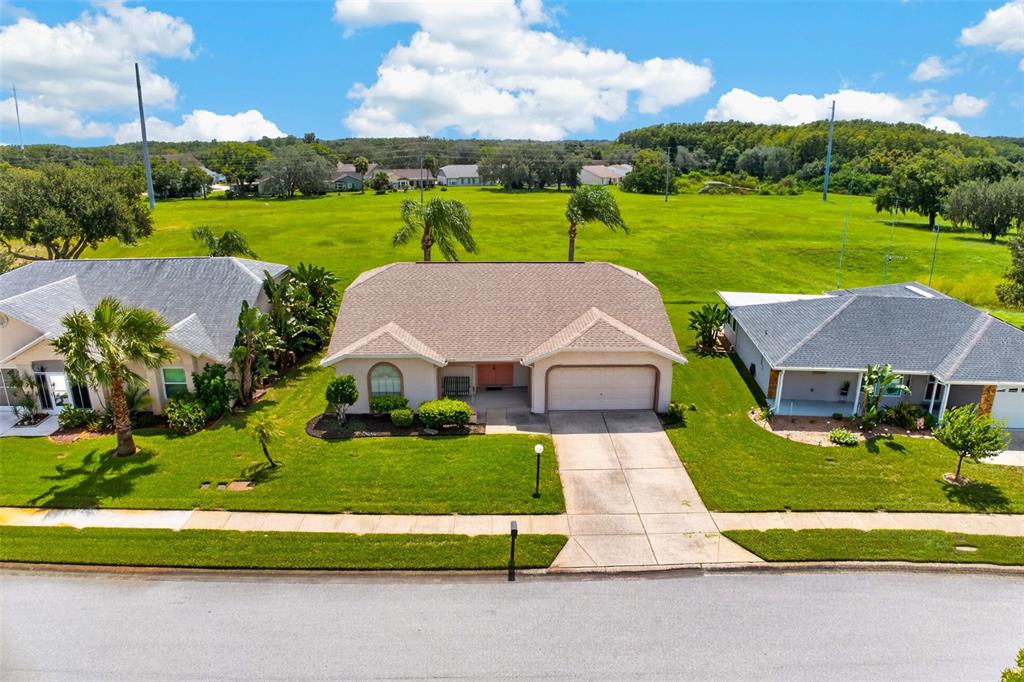 10707 FALLEN LEAF LANE, PORT RICHEY, FL — photo 2 of 30
