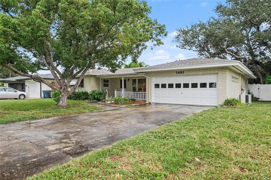 1491 SAN HELEN DR, DUNEDIN, FL — photo 3 of 23