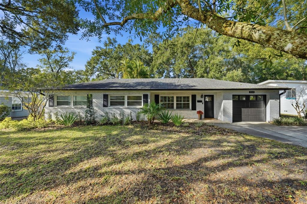 3520 N WESTMORELAND DRIVE