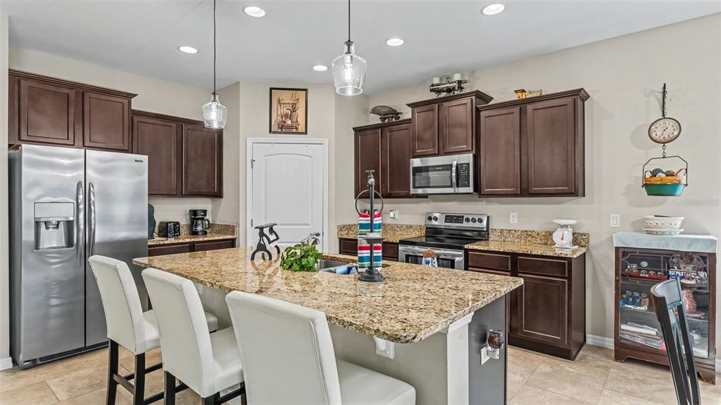 2595 CANYON CREST DRIVE, LAKELAND, FL — photo 4 of 47