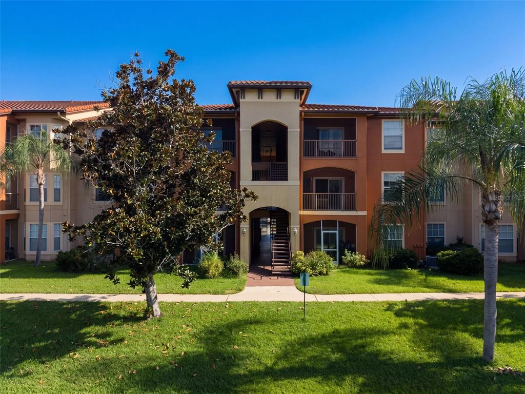 5530 METROWEST BOULEVARD UNIT 203