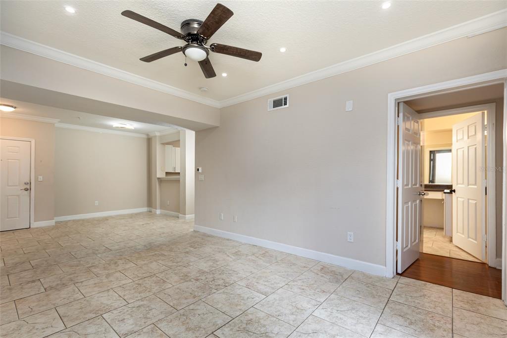 206 E SOUTH STREET UNIT 4007, ORLANDO, FL — photo 4 of 25