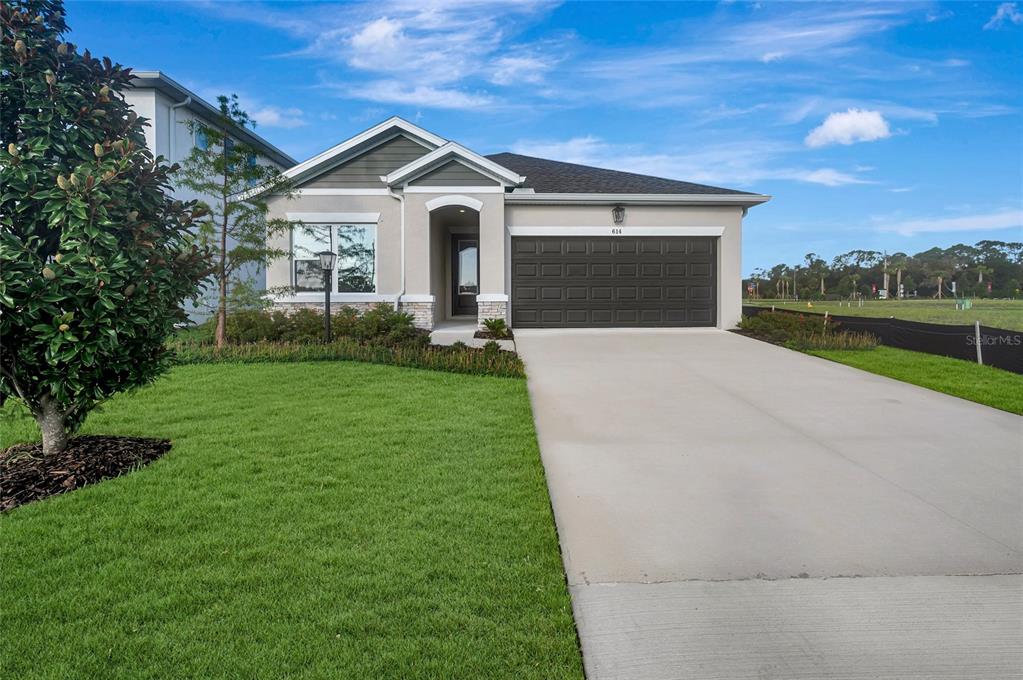 614 KINGSWOOD COURT