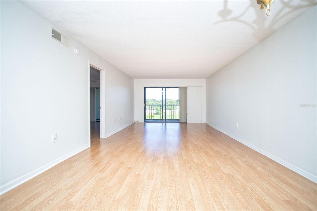 9490 HARBOR GREENS WAY UNIT 306, SEMINOLE, FL — photo 4 of 26