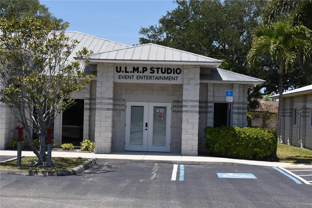 418 S TAMIAMI TRAIL UNIT E3