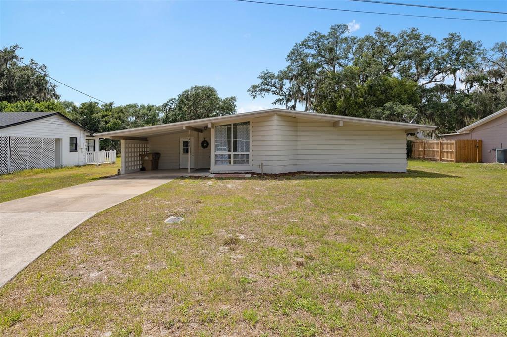 455 BELLE AYRE DRIVE