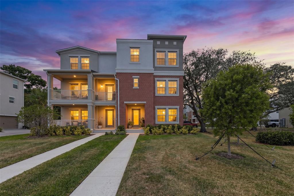 4511 S MANHATTAN AVENUE UNIT 17