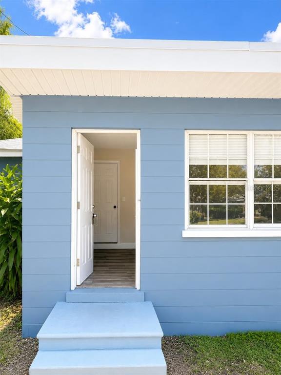 220 13TH AVENUE W
