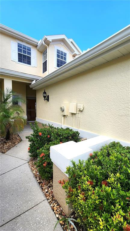 642 SPRING LAKE CIRCLE, TARPON SPRINGS, FL — photo 3 of 26