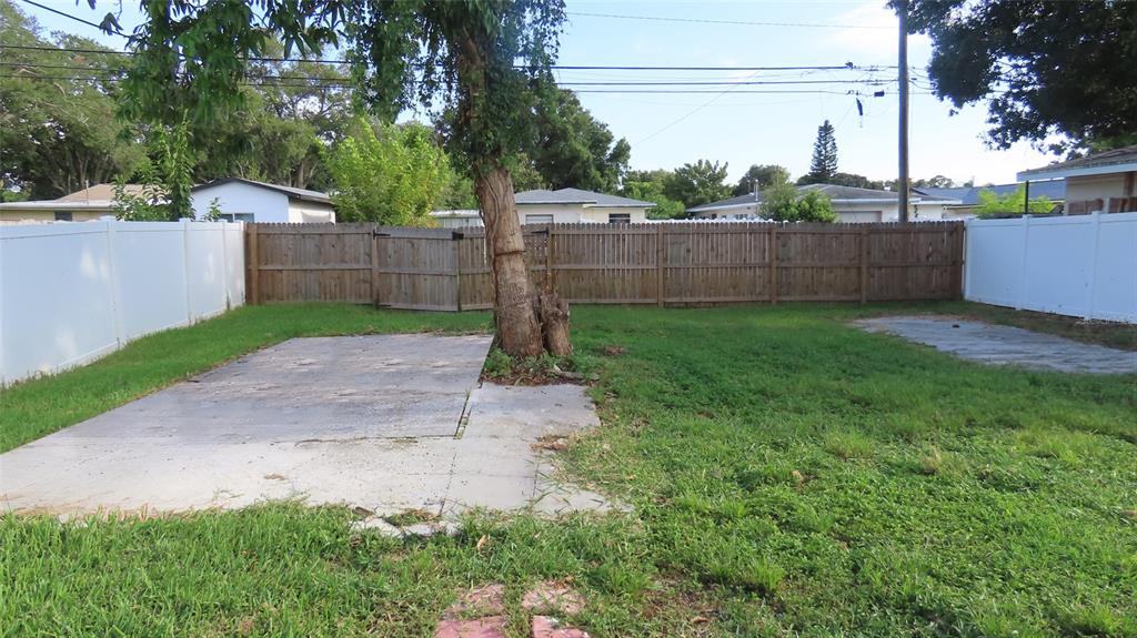 5318 9TH AVENUE N, ST PETERSBURG, FL — photo 2 of 30