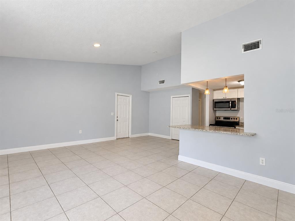 23 COUNTRY CLUB DRIVE UNIT B, NEW SMYRNA BEACH, FL — photo 5 of 16