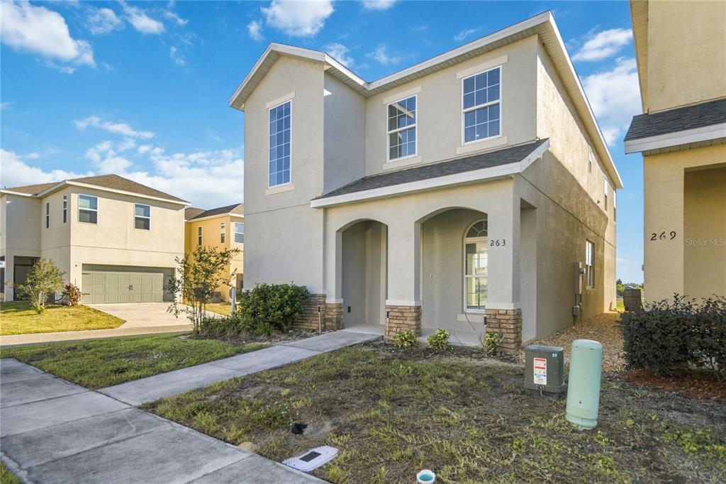 263 BELLA PRESTWICK BLVD, DAVENPORT, FL — photo 2 of 28