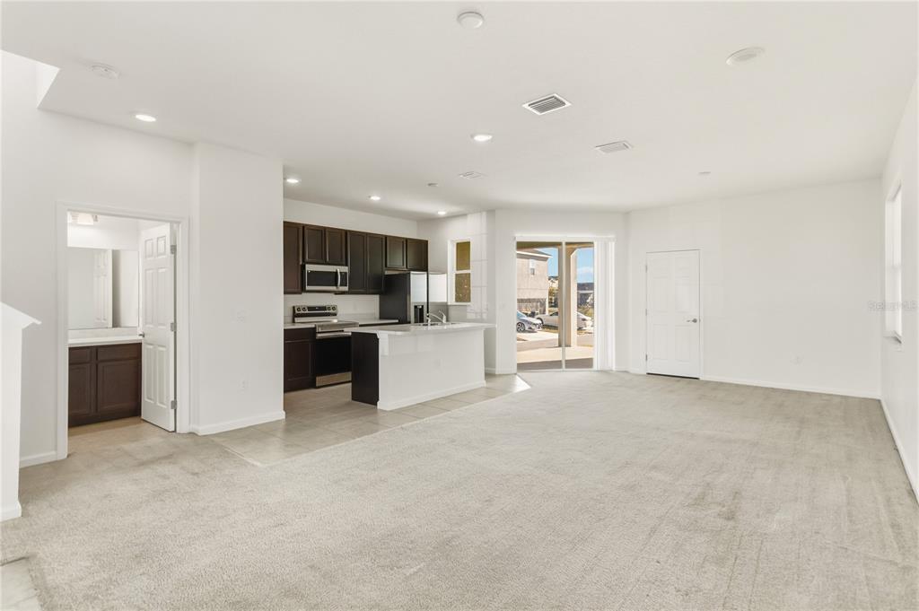 263 BELLA PRESTWICK BLVD, DAVENPORT, FL — photo 5 of 28