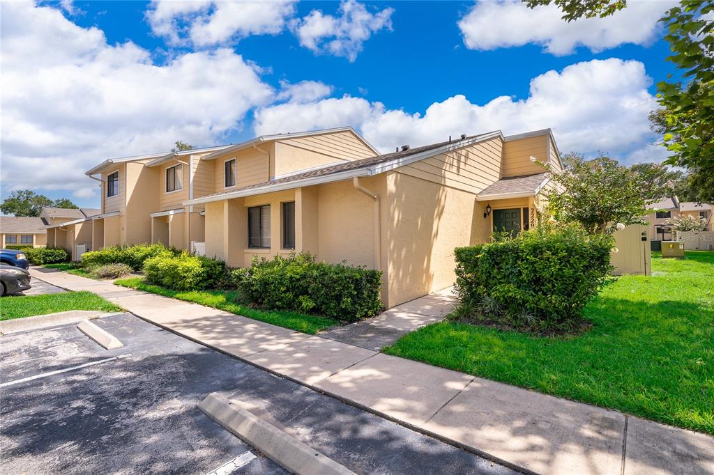 2229 OHARA COURT UNIT 61, ORLANDO, FL — photo 3 of 24
