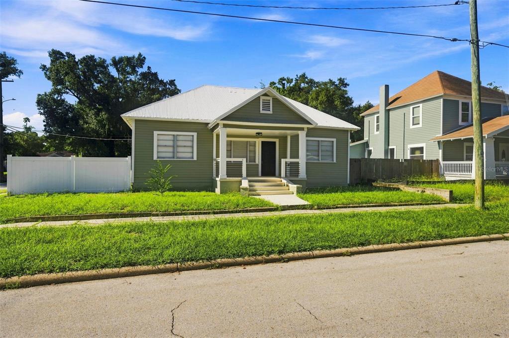 917 E 25TH AVENUE, TAMPA, FL — photo 2 of 30