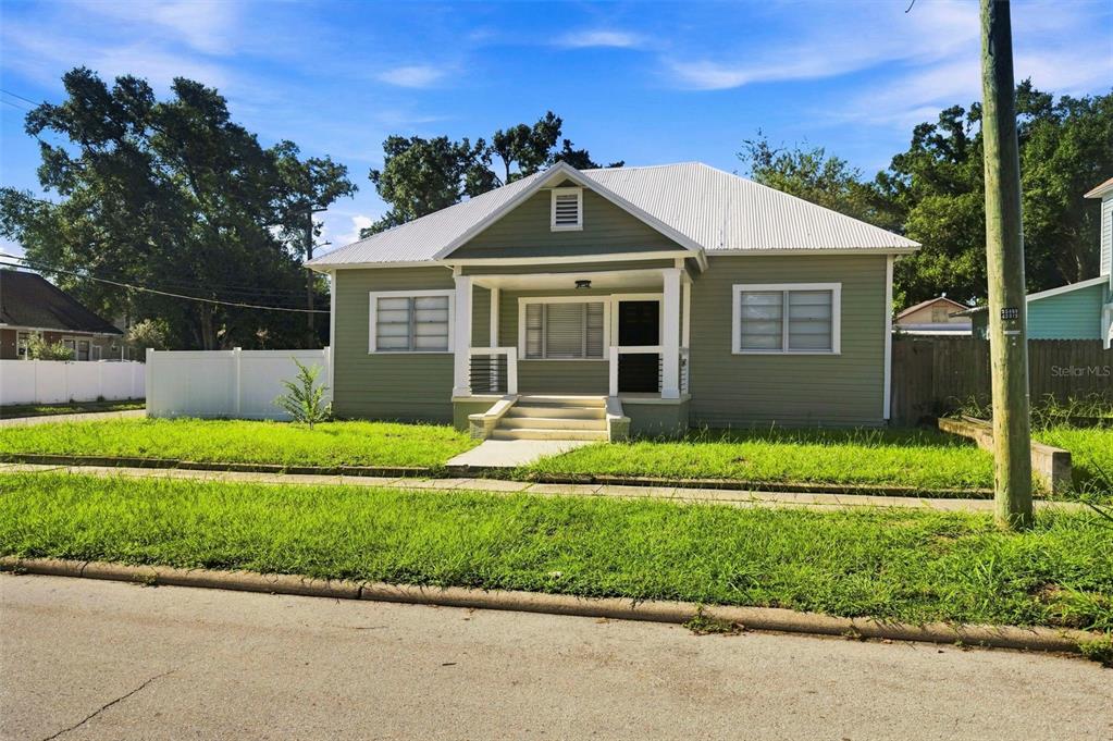 917 E 25TH AVENUE, TAMPA, FL — photo 3 of 30