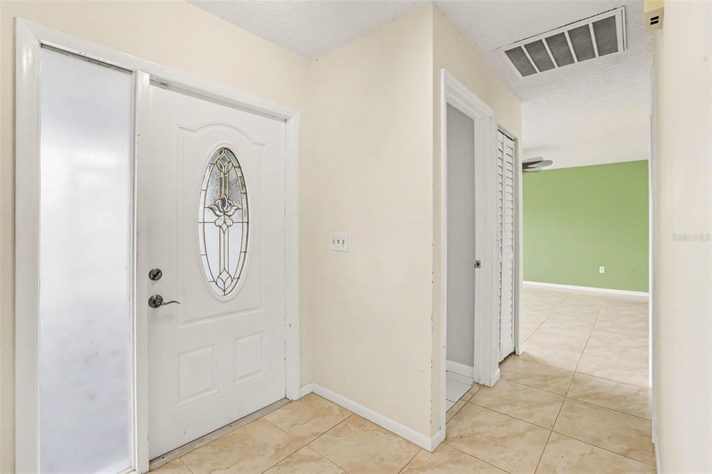 1522 BELLE GLADE AVENUE, SUN CITY CENTER, FL — photo 4 of 30