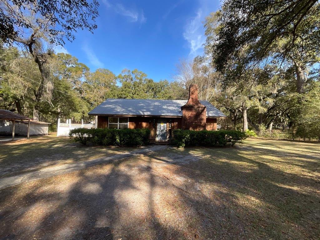 8233 NE HIGHWAY 353
