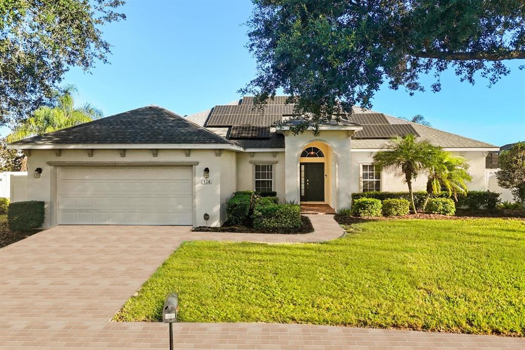 124 BURFORD CIRCLE