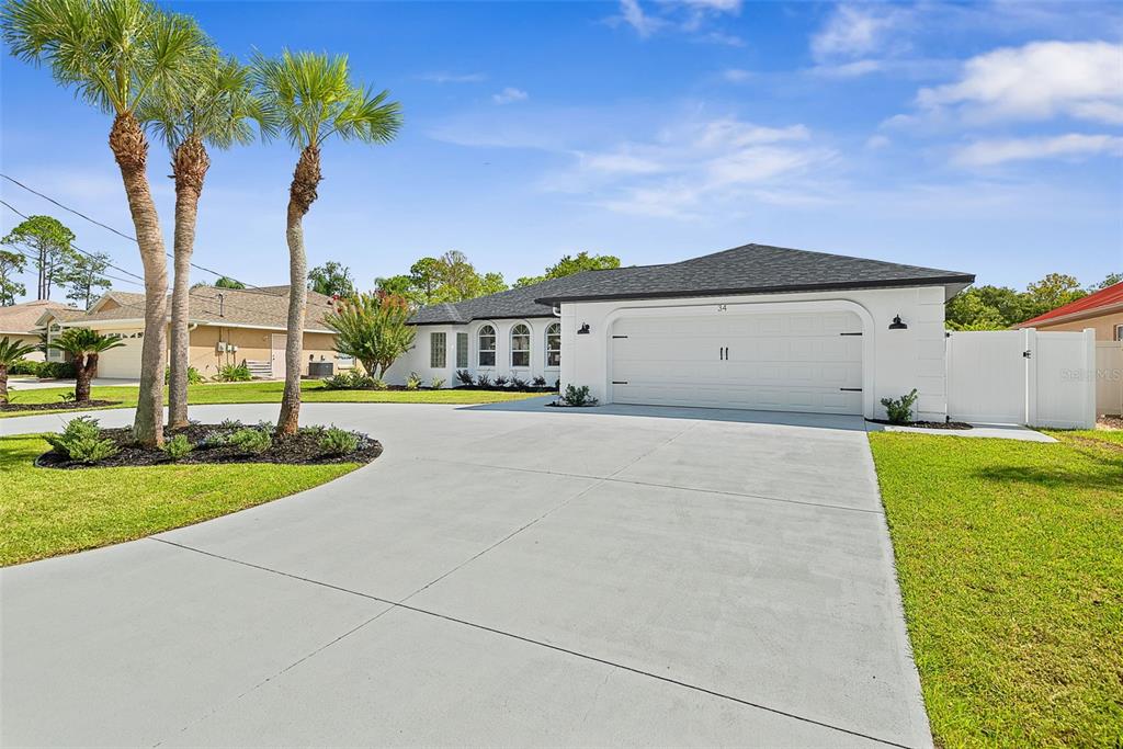 34 WOODHOLLOW LANE