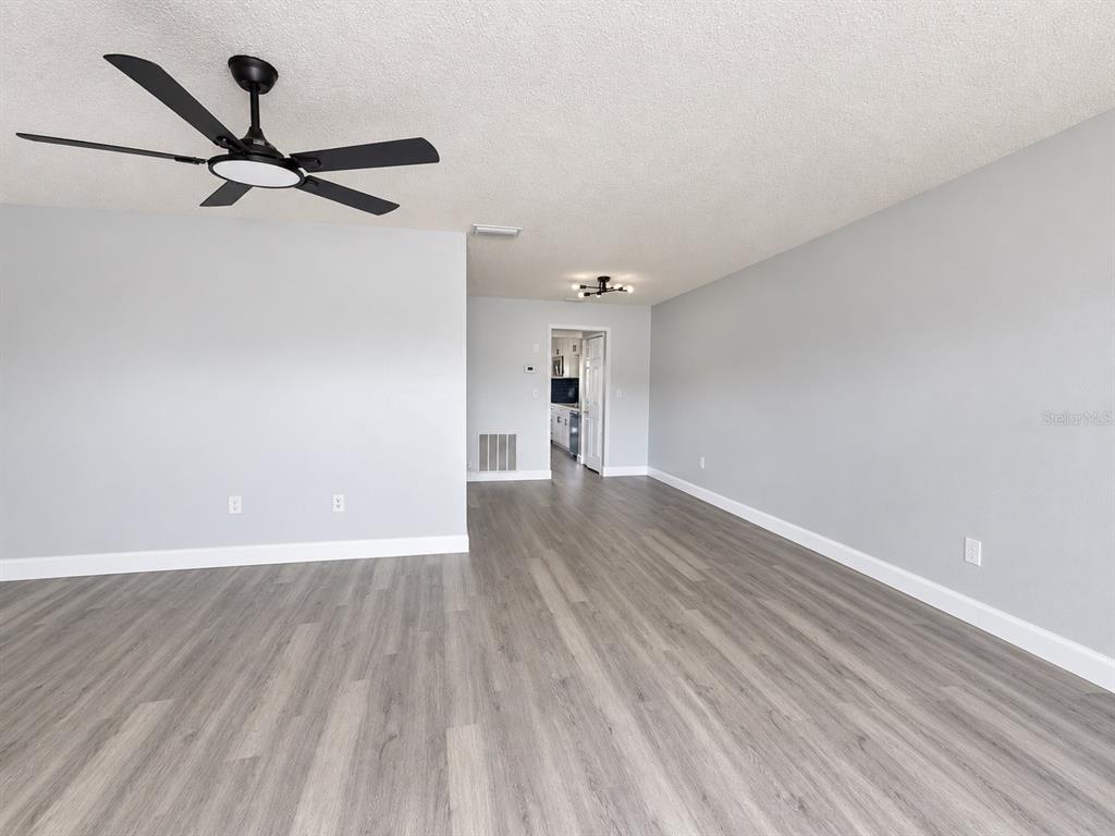 5925 TERRACE PARK DR N UNIT 209, ST PETERSBURG, FL — photo 2 of 12