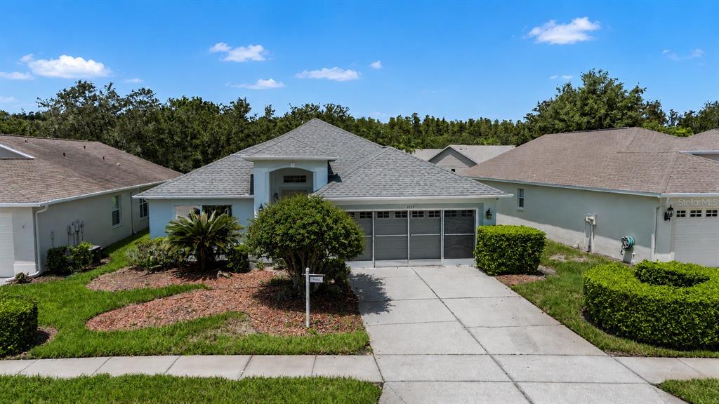 1121 WINDING WILLOW DRIVE