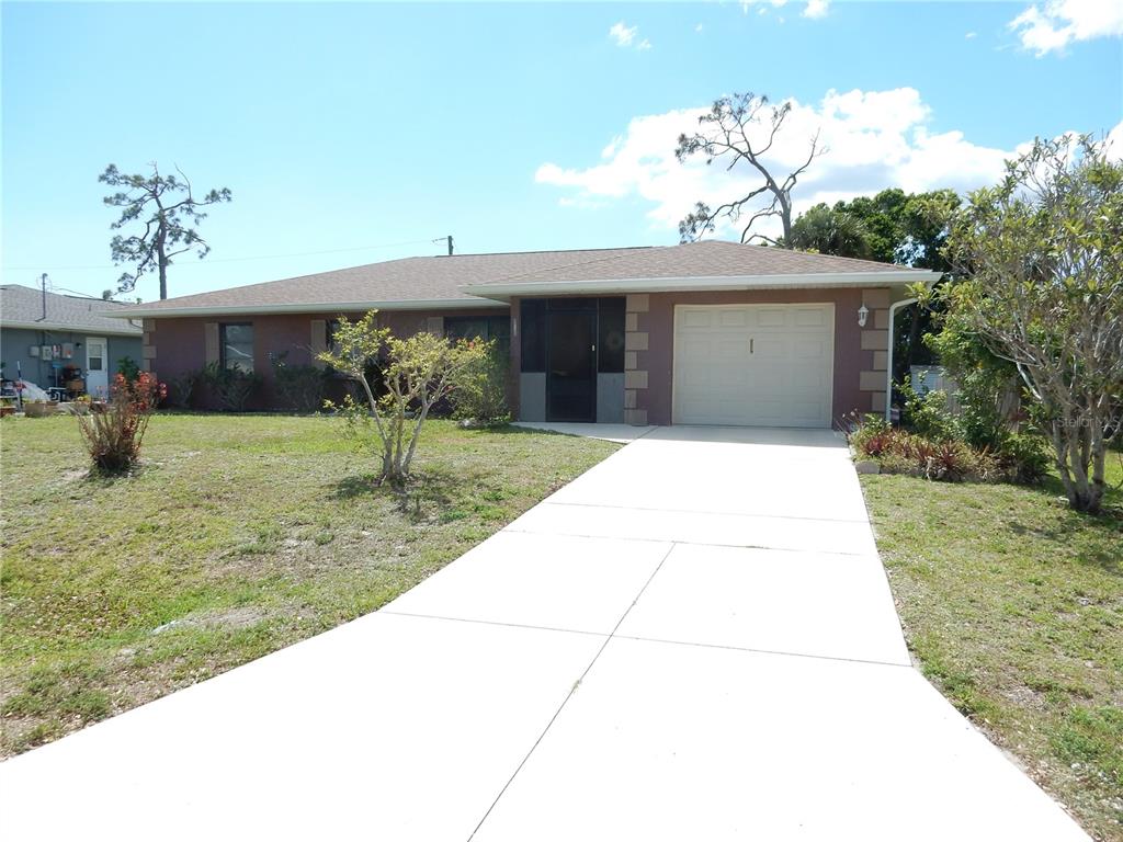 582 READING STREET NW, PORT CHARLOTTE, FL — photo 2 of 23