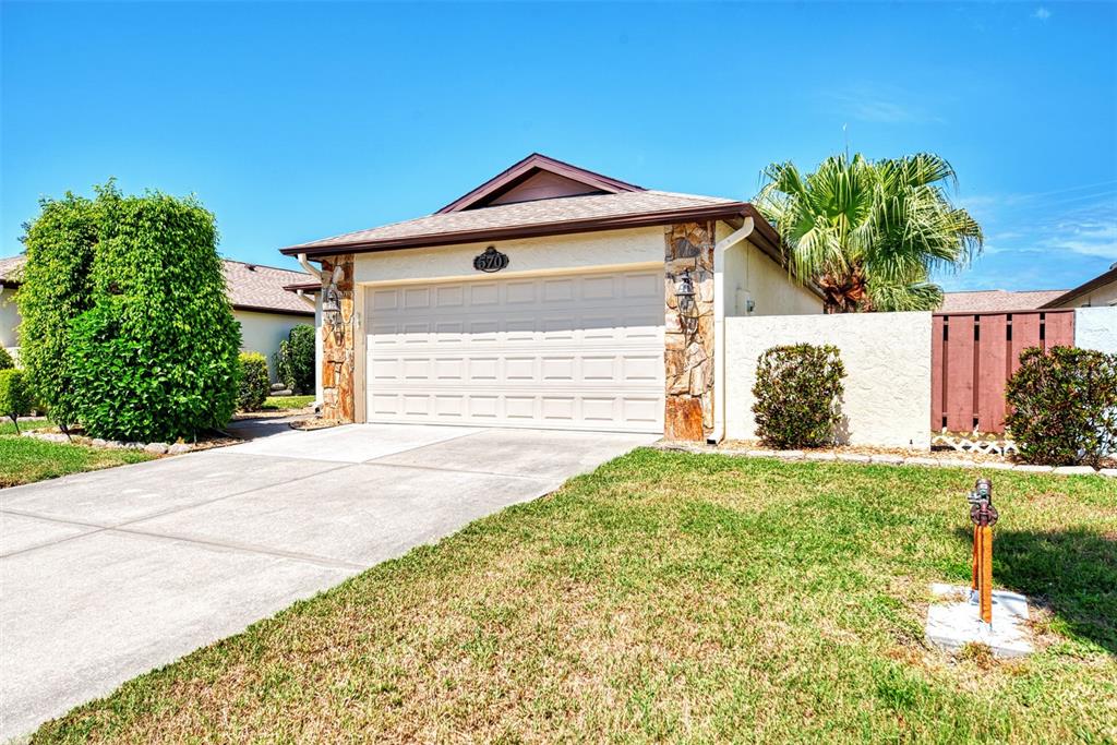 570 FOXWOOD BOULEVARD UNIT 196