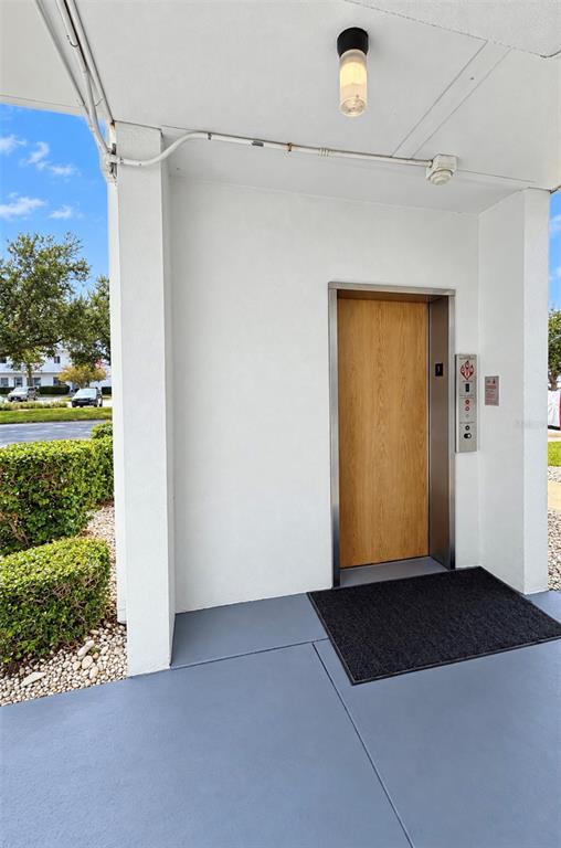 8075 112TH STREET UNIT 302, SEMINOLE, FL — photo 4 of 30