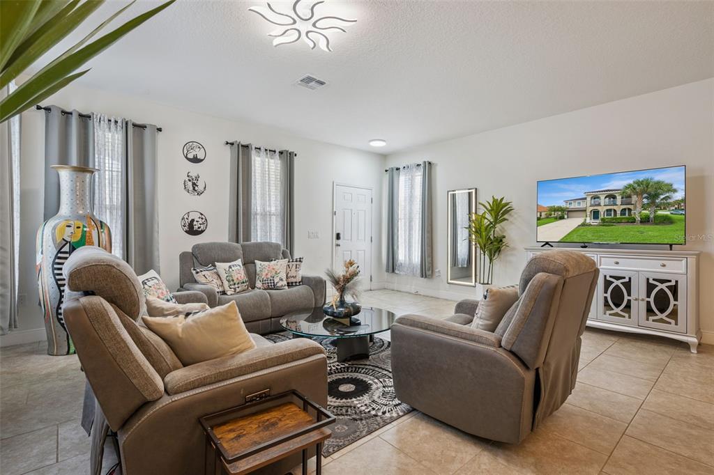 4136 OAKTREE DRIVE, DAVENPORT, FL — photo 5 of 30