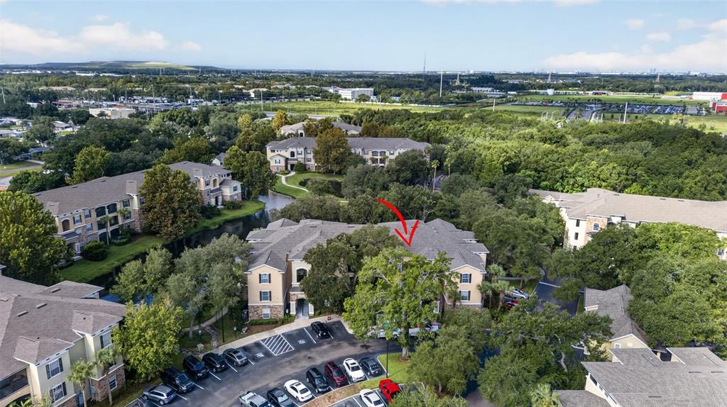 10103 COURTNEY OAKS CIRCLE UNIT 302, TAMPA, FL — photo 2 of 30