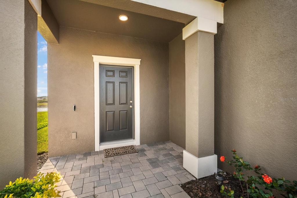 2882 AUTUMN ROCK DRIVE, ZEPHYRHILLS, FL — photo 2 of 28