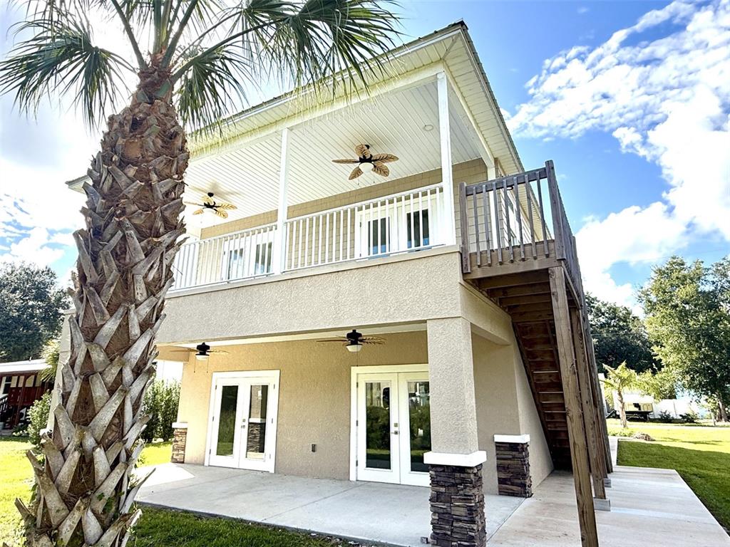 6435 FINANCE AVENUE, WEEKI WACHEE, FL — photo 3 of 24
