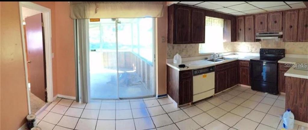 916 KNIGHT STREET, SEFFNER, FL — photo 3 of 16