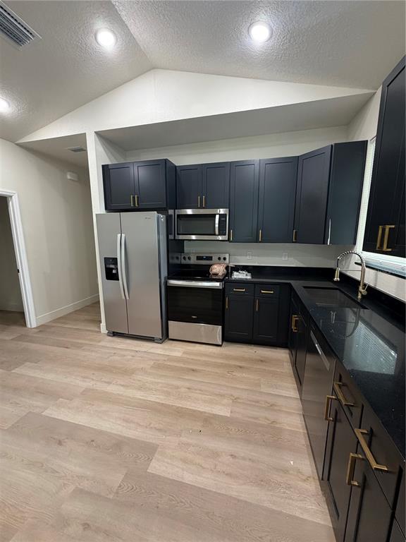 2352 ROSS STREET, KISSIMMEE, FL — photo 2 of 13