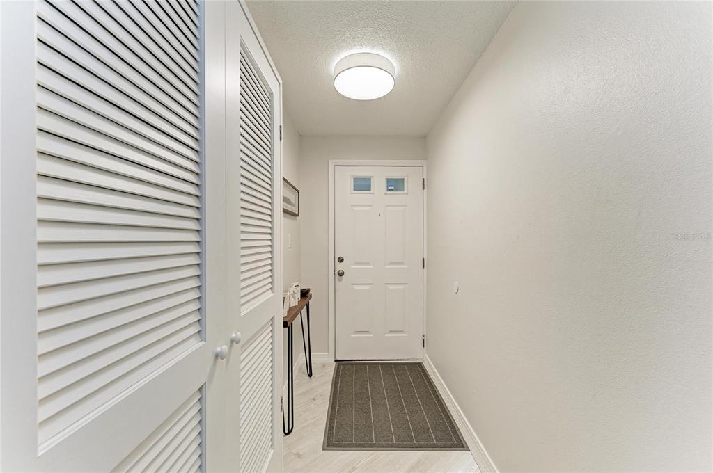 2121 WOOD STREET UNIT 113, SARASOTA, FL — photo 4 of 30